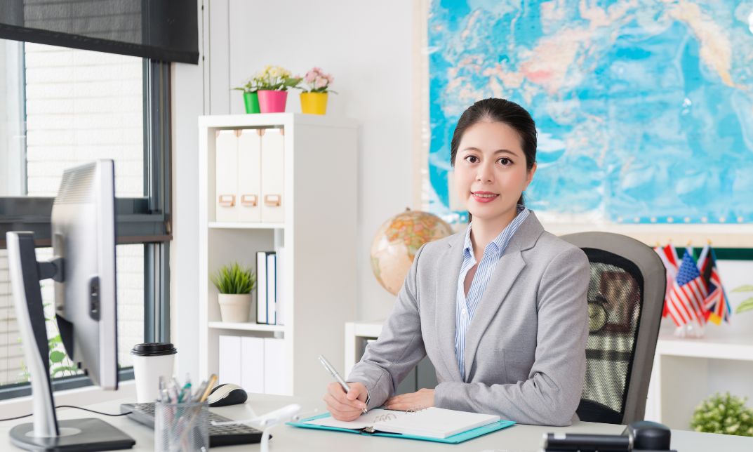 How Does a Travel Agency Make Money in Today's World?