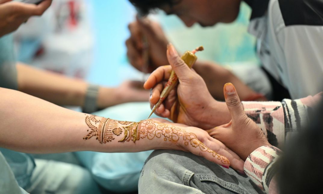 Black Henna Health Risks: Side Effects and Safety Concerns